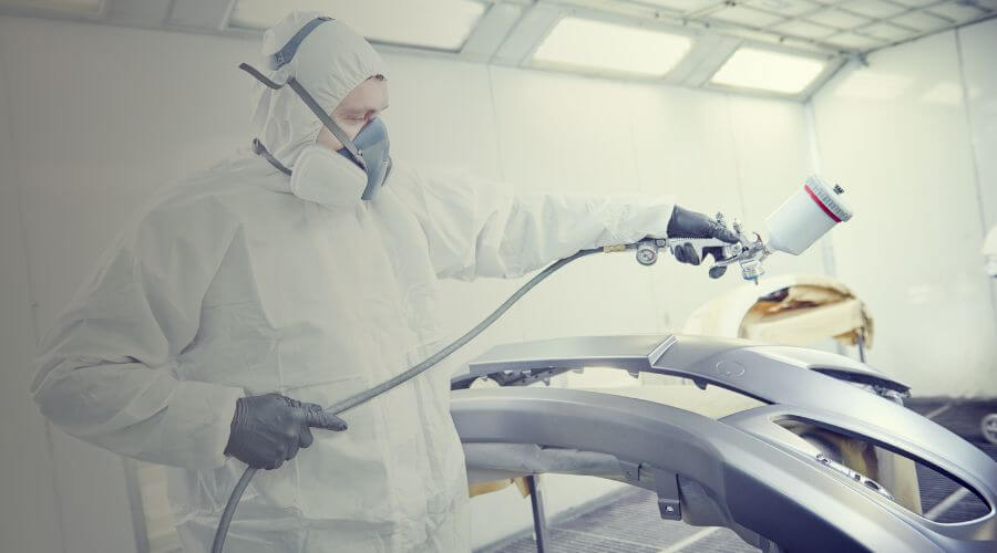 Why choose water damage restoration service for commercial flood cleanup in Elmhurst